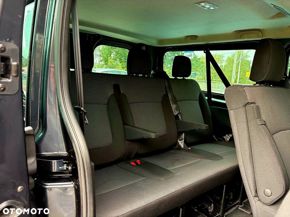Renault Trafic 2.0 dCi - 12