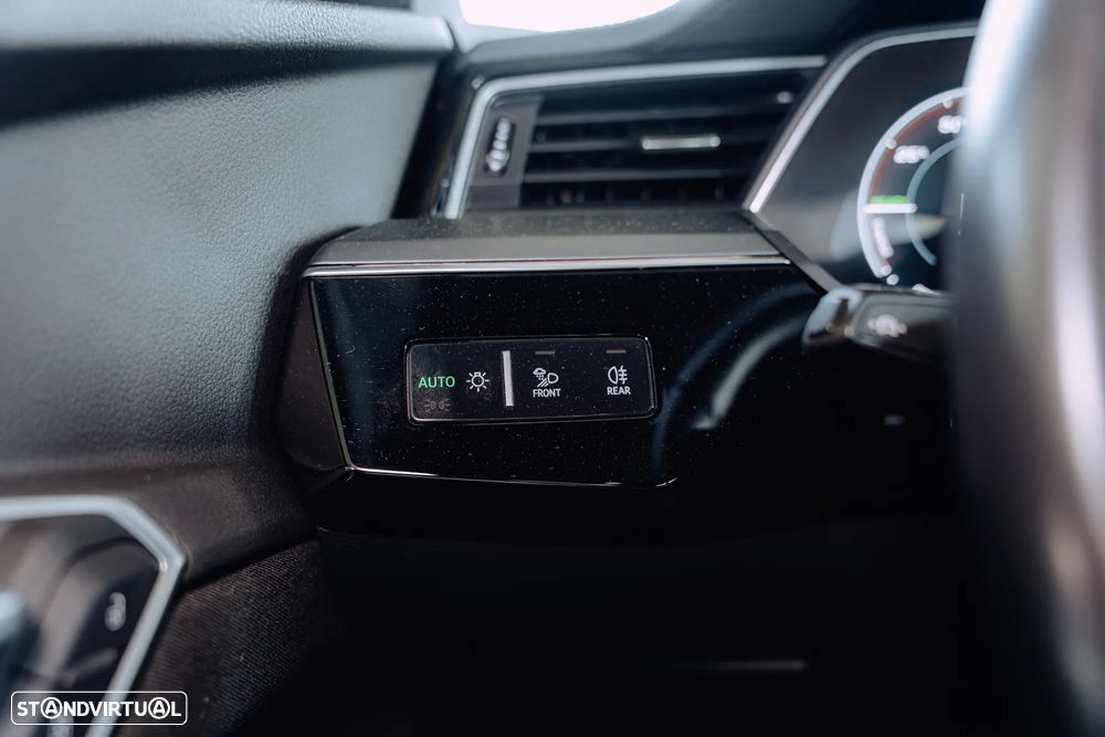 Audi e-tron 55 quattro S line - 30
