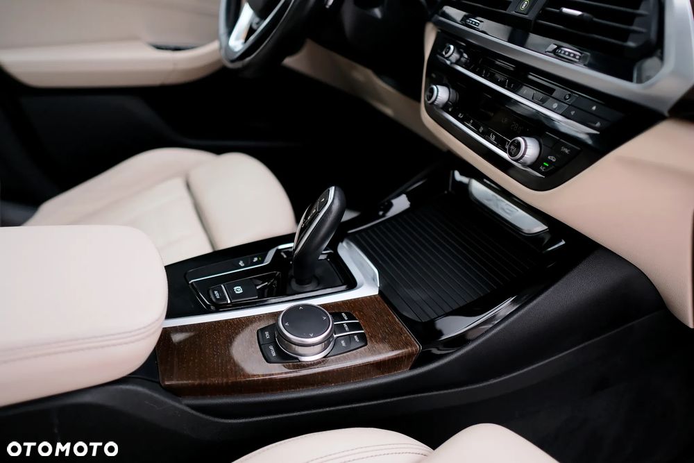 BMW X3 xDrive30i xLine - 21