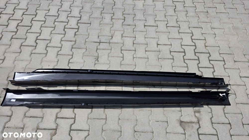 BMW 5 G60 G61 M-PAKIET PRÓG LISTWA PROGOWA LAMPKA PRAWA LEWA ORYGINAŁ!!! - 5