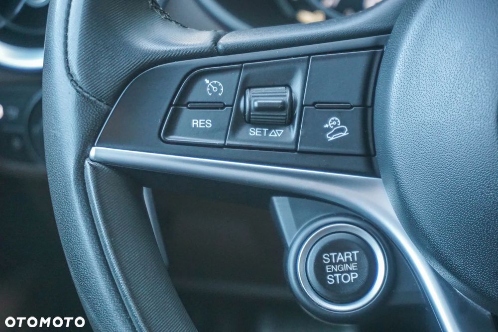 Alfa Romeo Stelvio 2.0 Turbo Super Q4 - 12