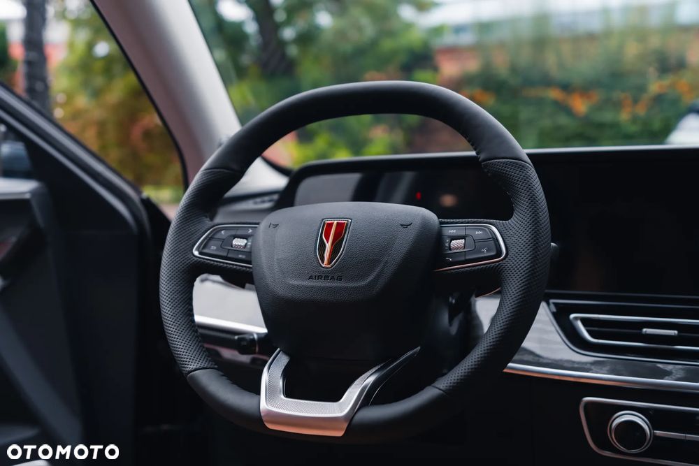 Hongqi HS5 2.0T Executive AWD - 18