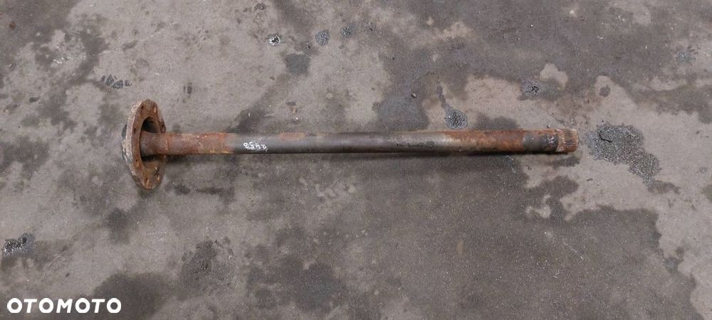 PÓŁOŚ LEWY TYŁ MAN 8.113 LC 38 FREZÓW - 1