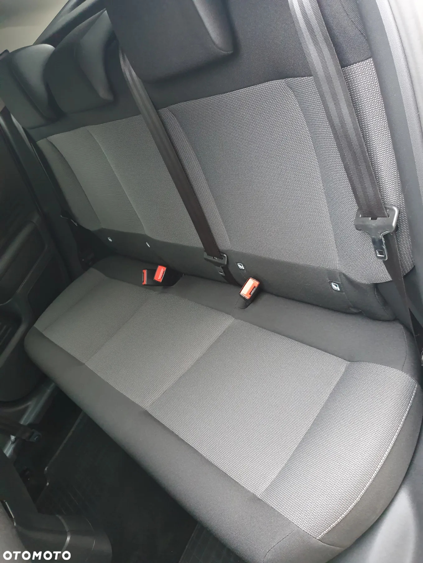 Citroën C4 Cactus 1.2 PureTech Shine S&S - 21