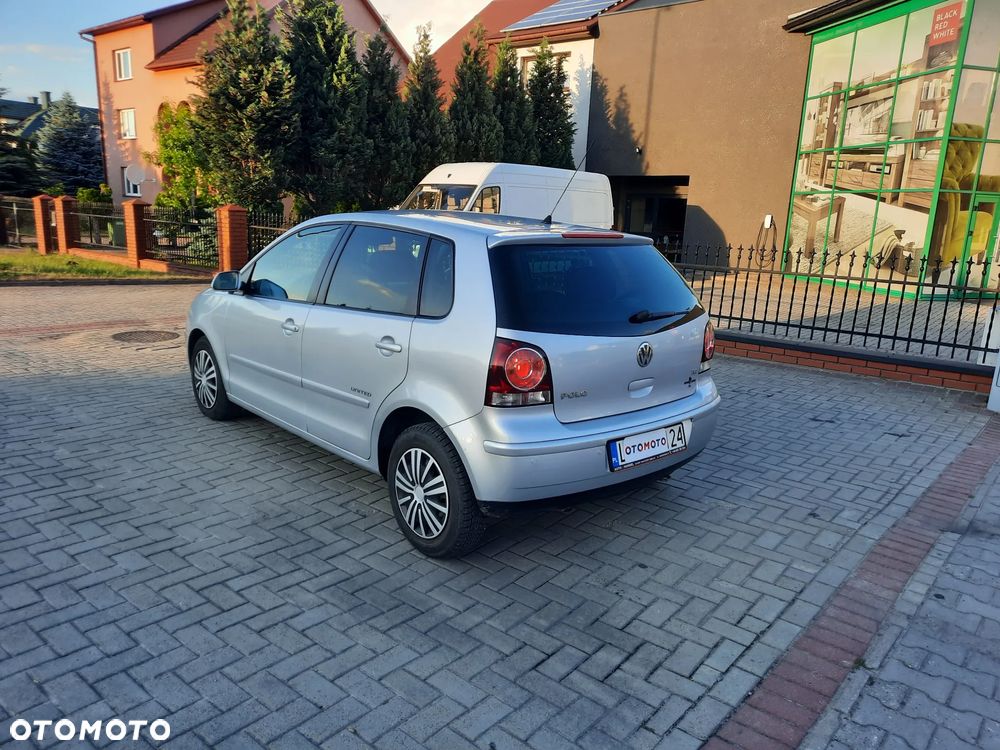 Volkswagen Polo 1.4 16V Comfortline - 9