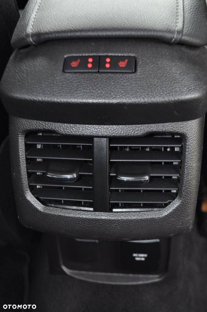 Ford Mondeo 2.0 TDCi Edition PowerShift - 17