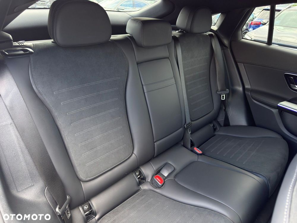 Mercedes-Benz GLC 300 d mHEV 4-Matic AMG Line - 35