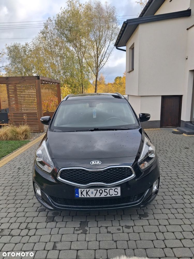 Kia Carens 2016 photo 2