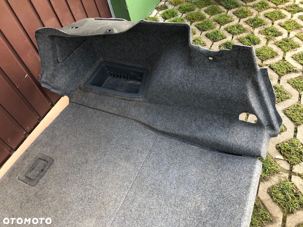 BOCZEK BAGAŻNIKA PODŁOGA SCHOWEK LEWY PRAWY BMW E92 - 3