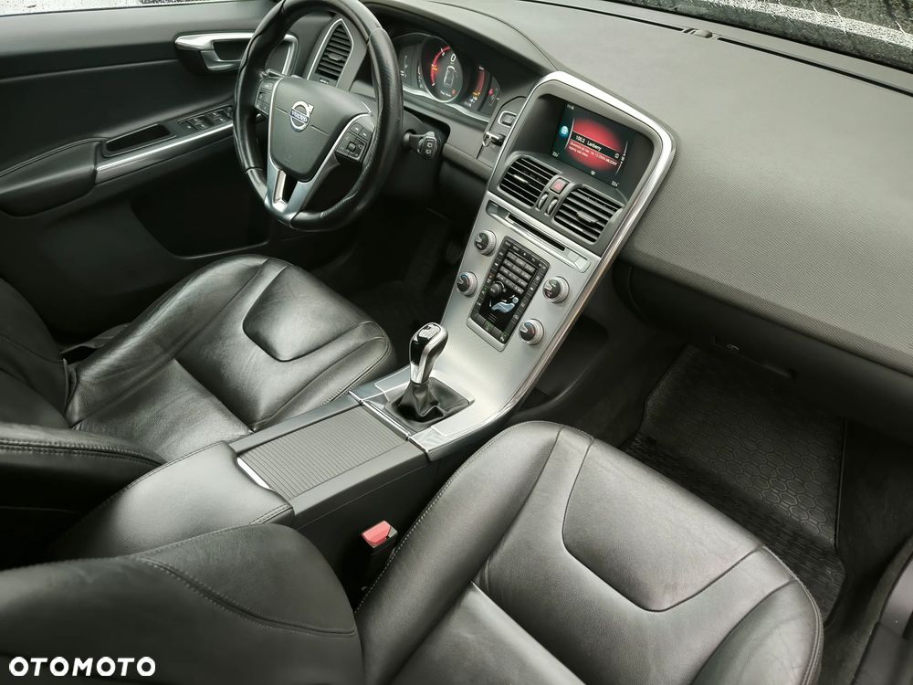 Volvo XC 60 D4 Summum - 16