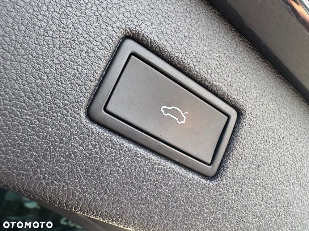 Volkswagen Tiguan - 20