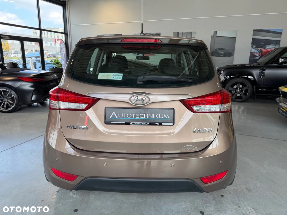 Hyundai ix20 1.4 Comfort - 6