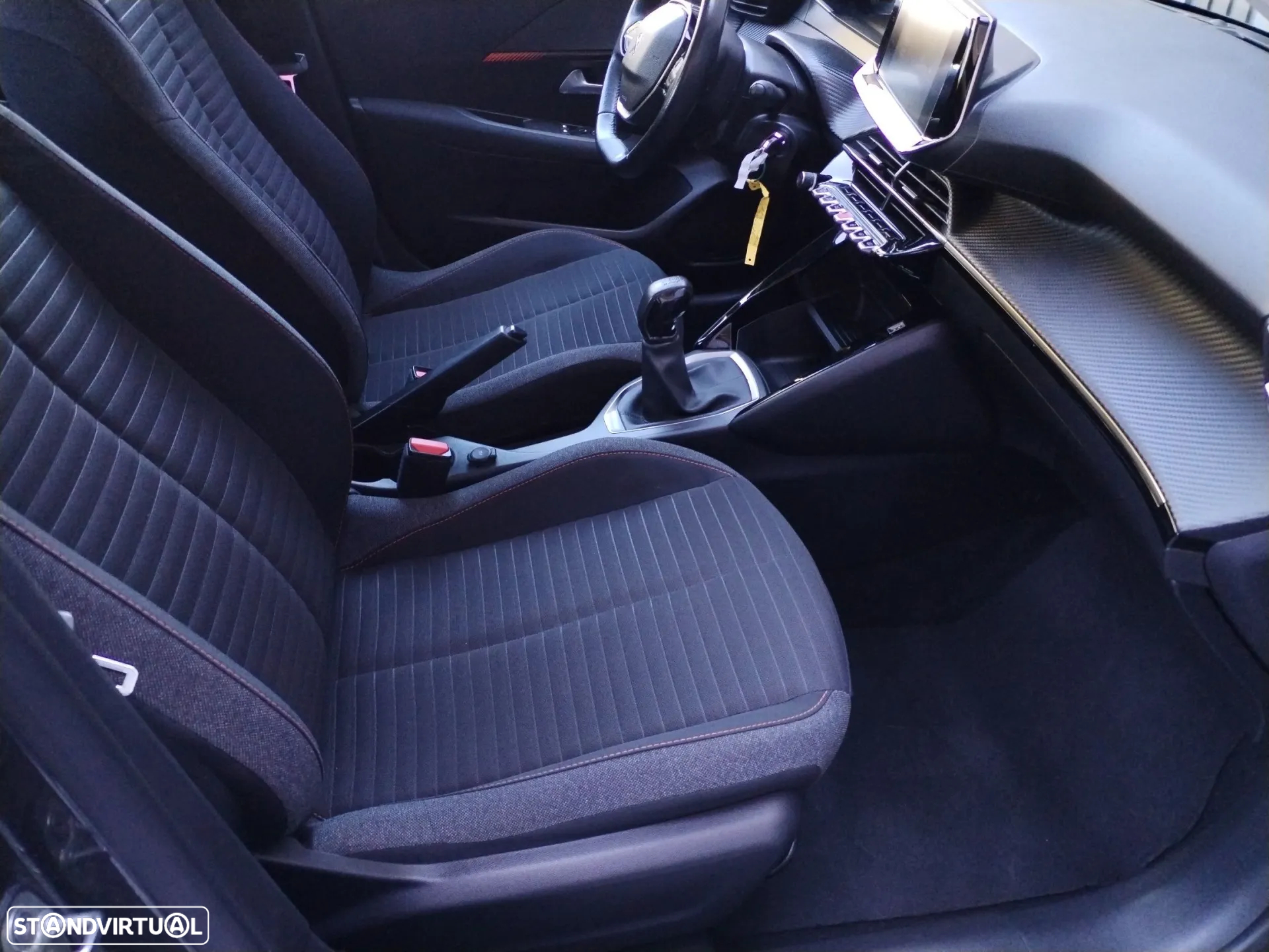 Peugeot 208 1.2 PureTech Active - 15