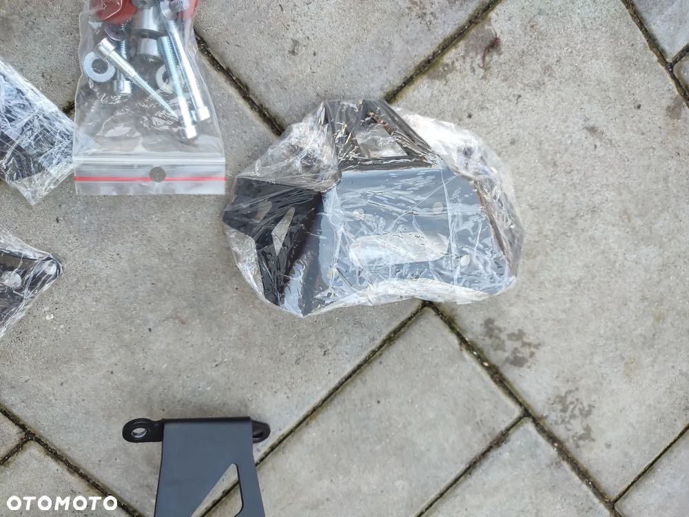Crash pady, gmole SW-Motech Kawasaki Z800 - 5