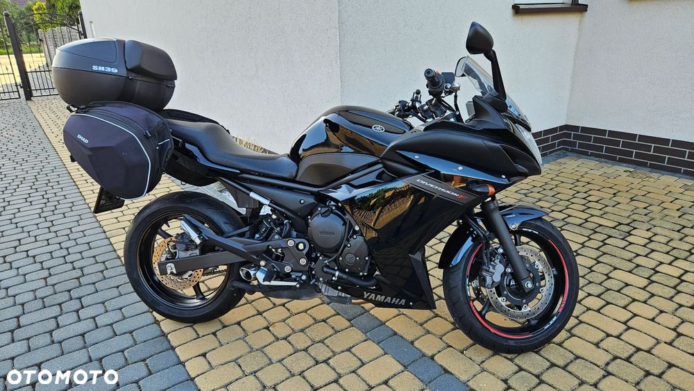 Yamaha XJ - 16