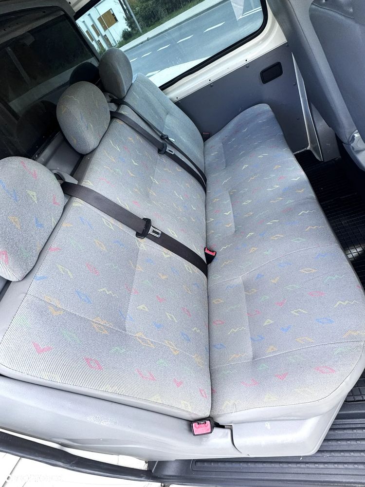 Volkswagen Transporter T5 - 28