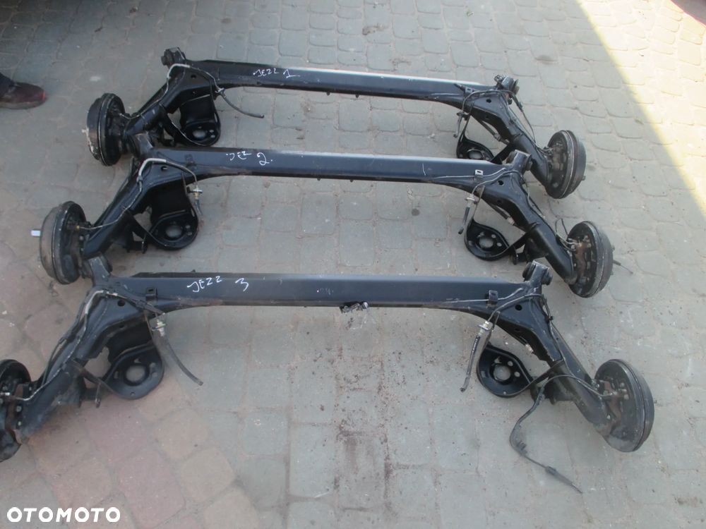 belka zawieszenia oś Honda Jazz II 02/08 Bębny ABS Orginał bez rdzy super stan - 1