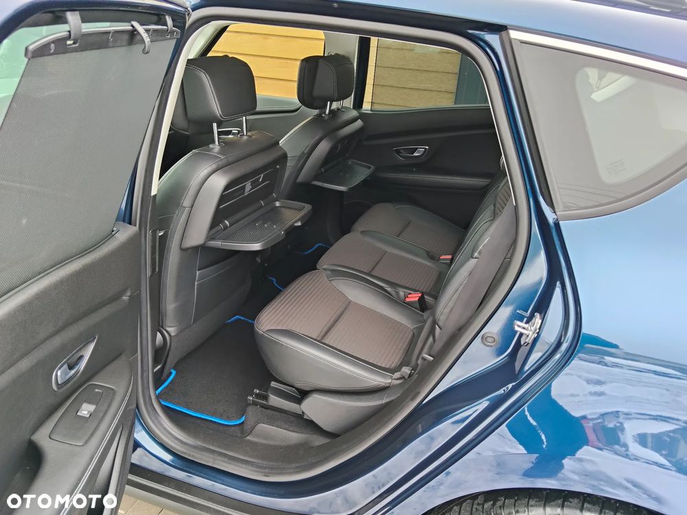 Renault Scenic ENERGY TCe 130 INTENS - 23