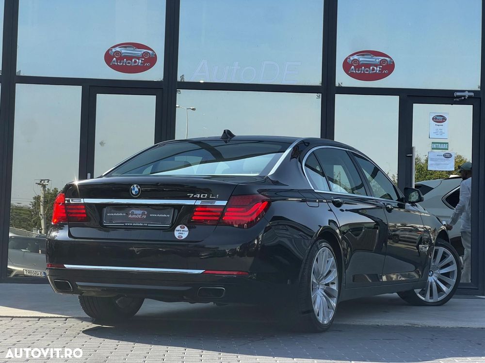 BMW Seria 7 740Li - 4