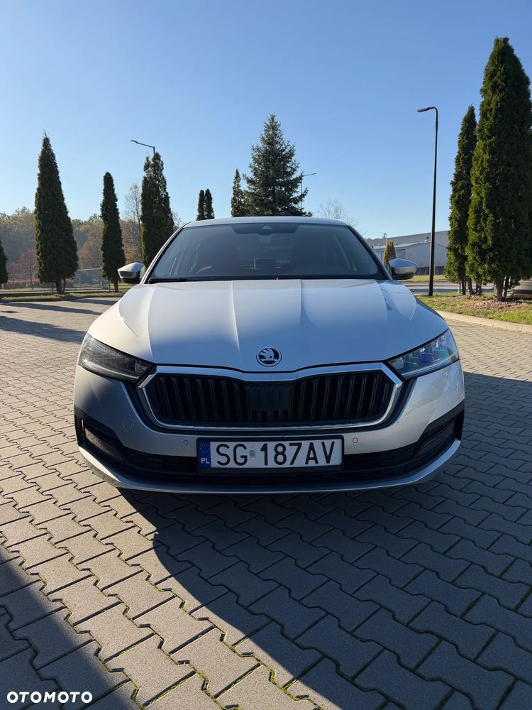 Skoda Octavia 2022 photo 2