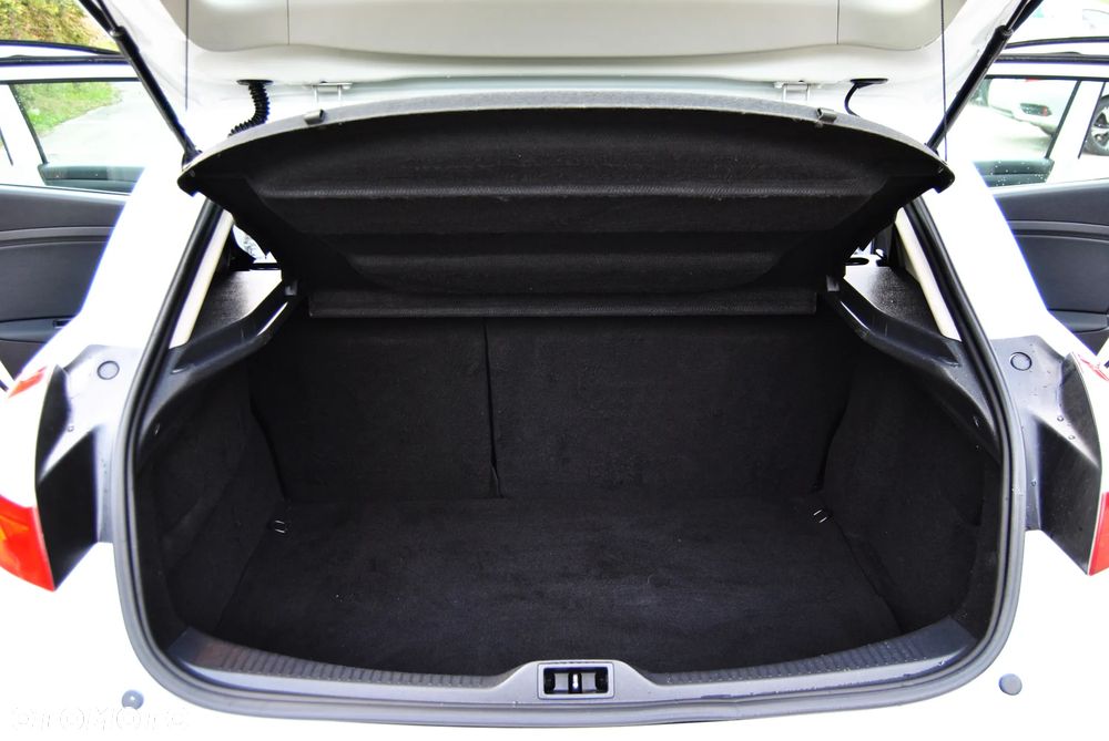 Renault Megane 1.6 16V Authentique - 9