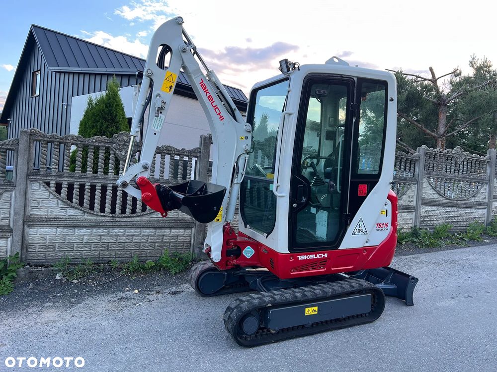 Takeuchi TB216 | Minikoparka TAKEUCHI TB 216 | 2 Tony | Rozsuwane Gąsienice | Stan PERFEKCYJNY | Mini Koparka | - 14