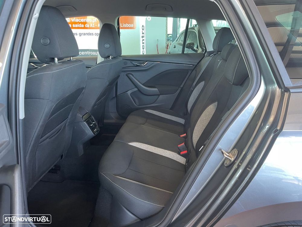 Skoda Kamiq 1.0 TSI Selection - 22