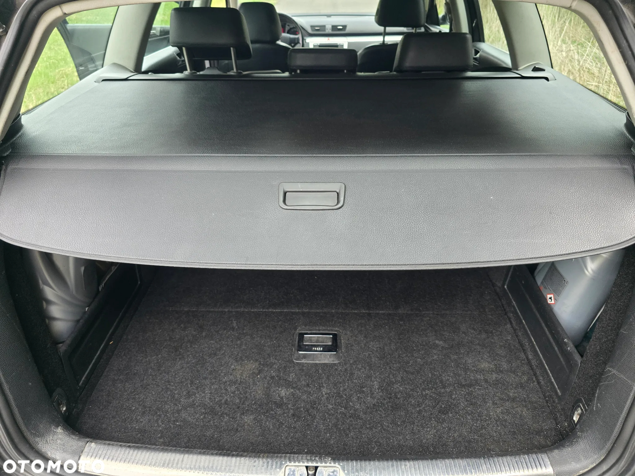 Volkswagen Passat Variant 2.0 TDI BlueMotion Technology Exclusive - 19
