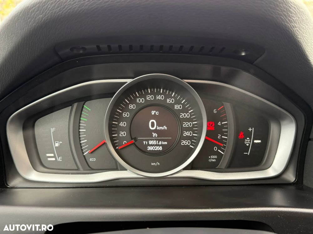 Volvo V70 D2 Linje Classic - 9