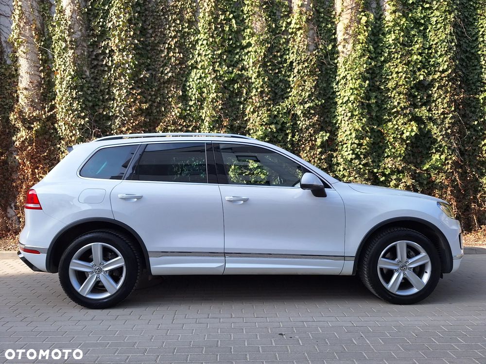 Volkswagen Touareg 3.0 V6 TDI BMT Perfectline R-Style - 6