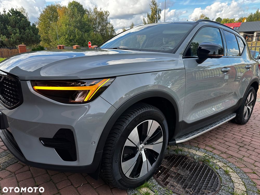 Volvo XC 40 T2 Plus Dark - 33