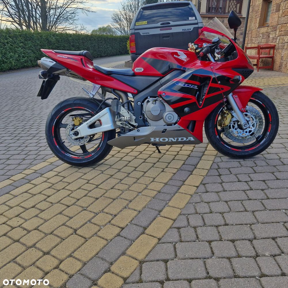 Honda CBR - 7