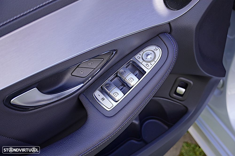 Mercedes-Benz C 300 de AMG Line - 19