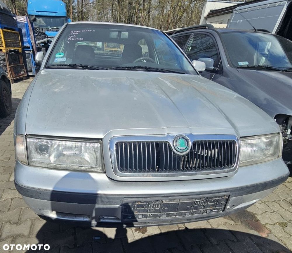 Skoda Octavia (1999r) 1,6 B 74 kW / 100 KM - 1