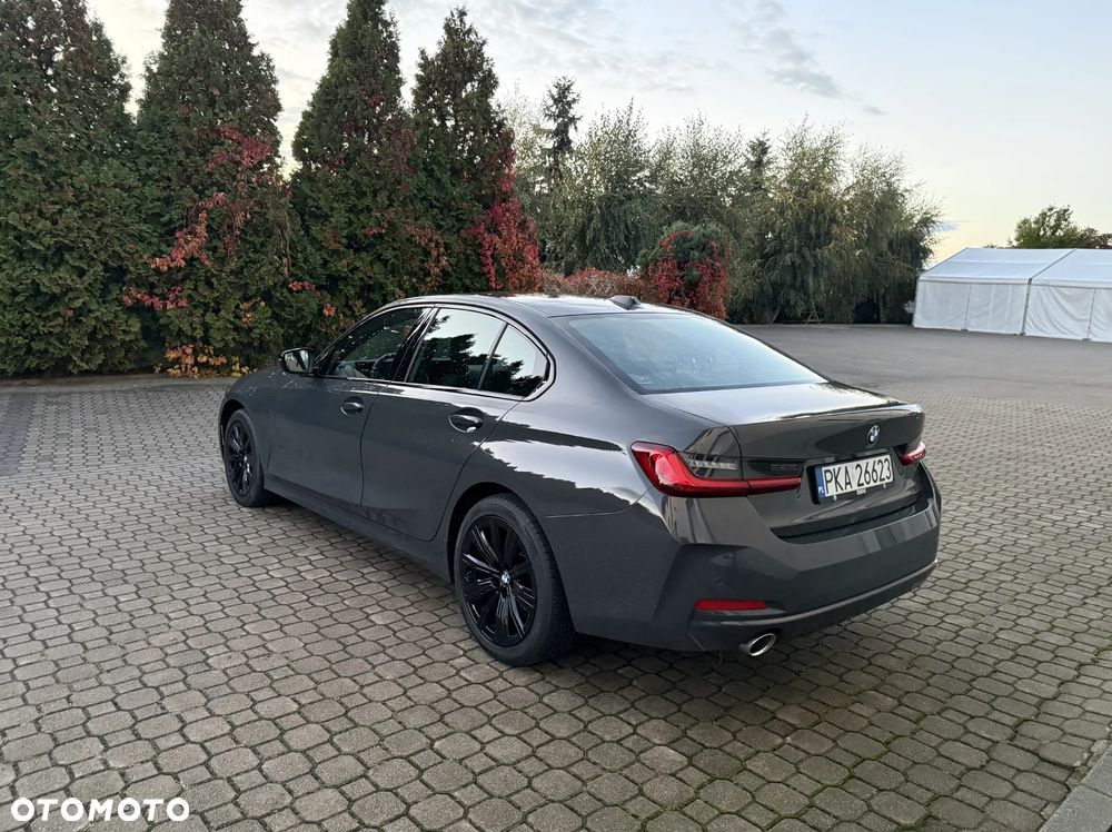 BMW Seria 3 - 16