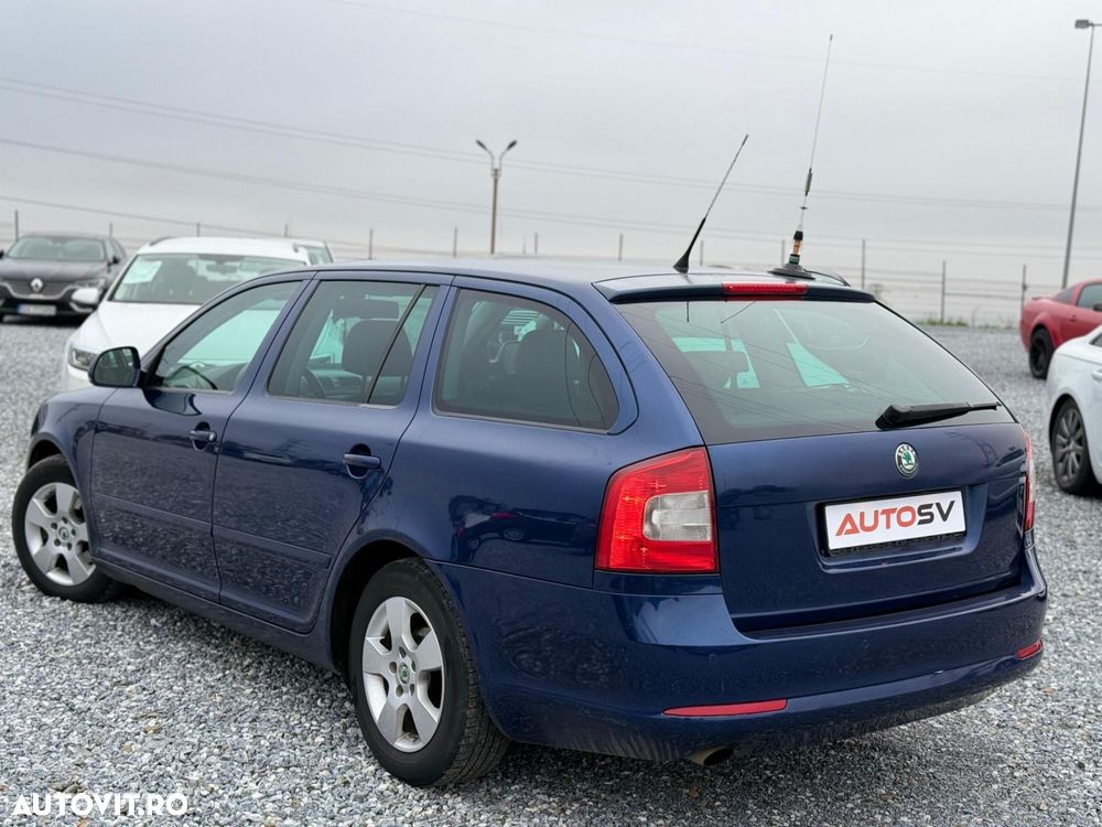 Skoda Octavia 1.6 TDI DPF DSG Elegance - 3