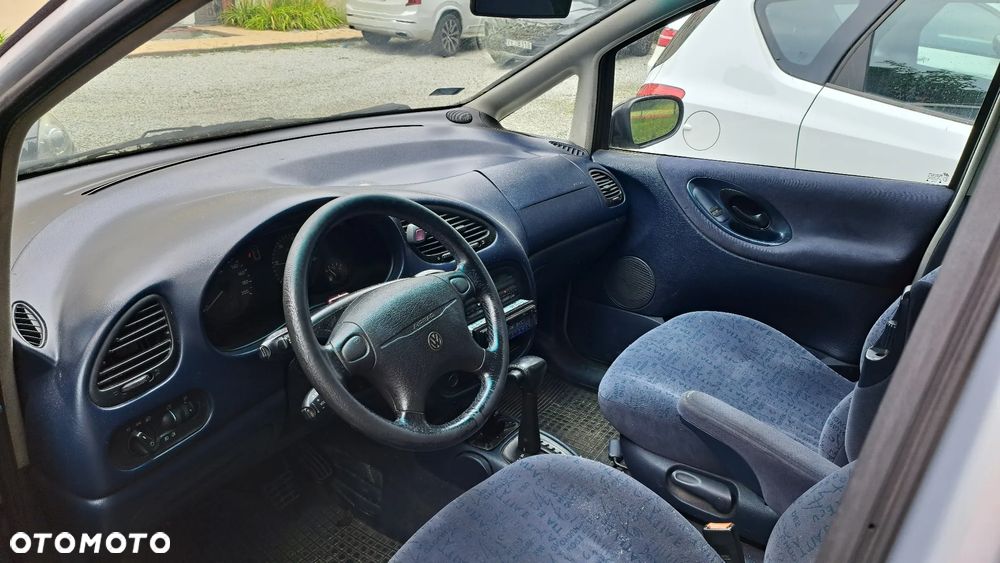 Volkswagen Sharan - 2