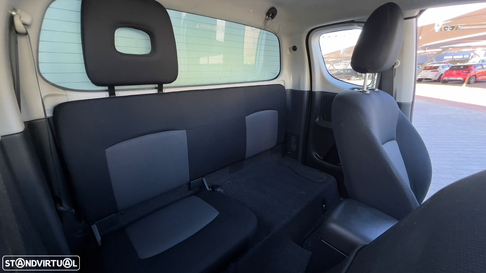 Mitsubishi L200 2.4 DI-D CD Invite Space Cab 3L 4WD - 15