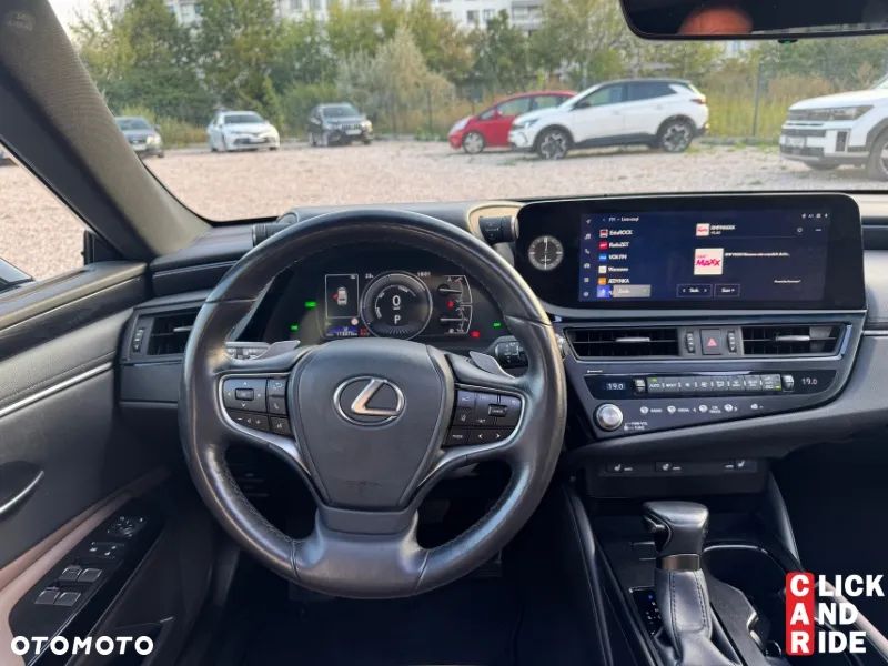 Lexus ES 300h Business Edition + - 21