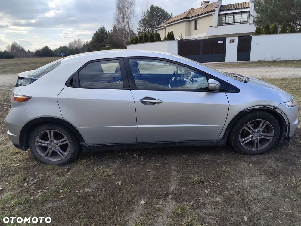 Honda Civic 1.8 Comfort - 5