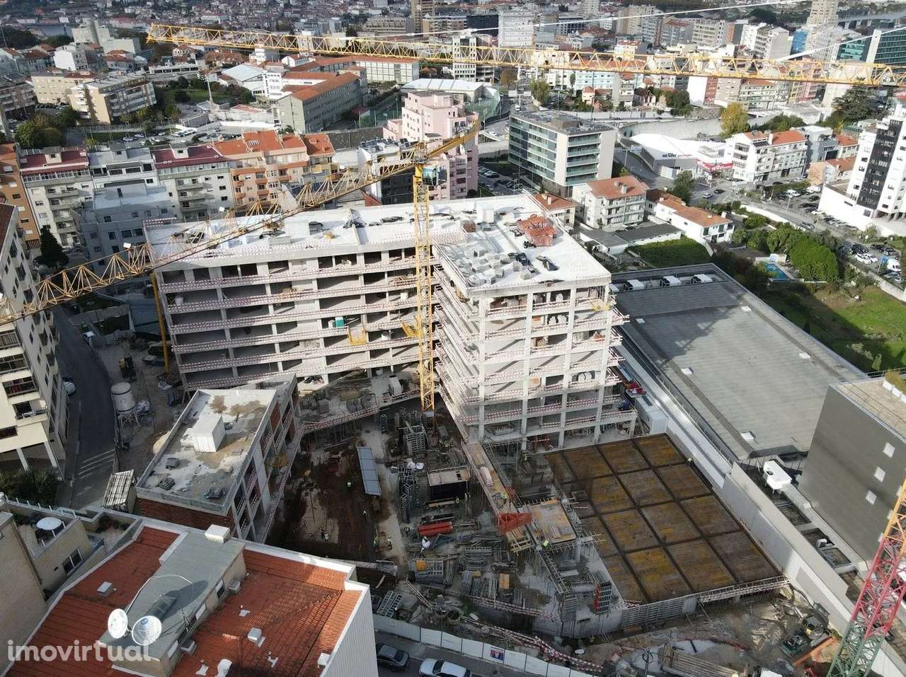 T1 Evolutivo Novo c/ Lugar de Garagem em Mafamude (Centro de Gaia) - Grande imagem: 2/23