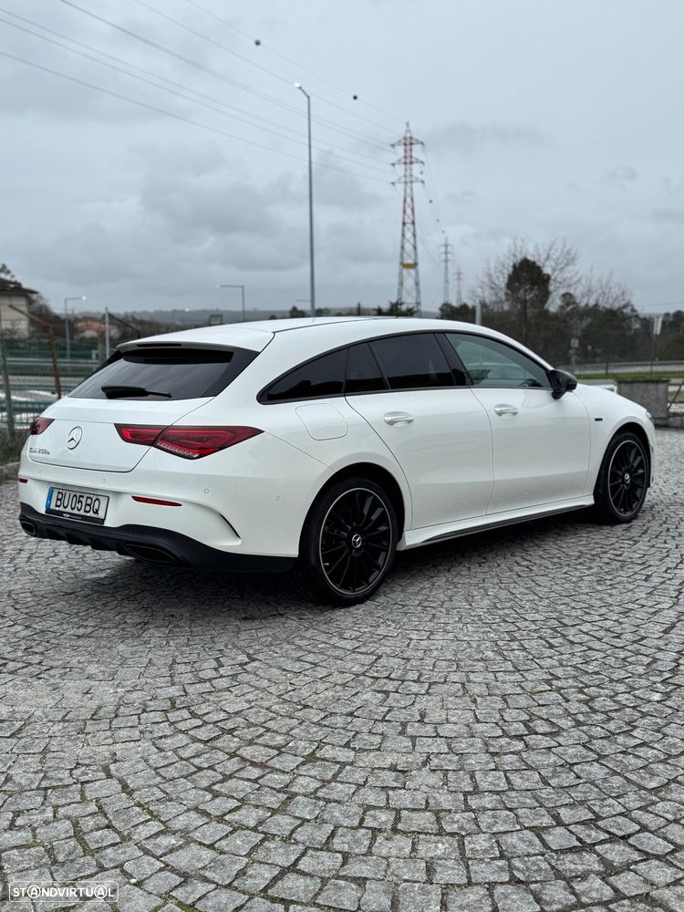 Mercedes-Benz CLA 250 e 8G-DCT AMG Line - 5