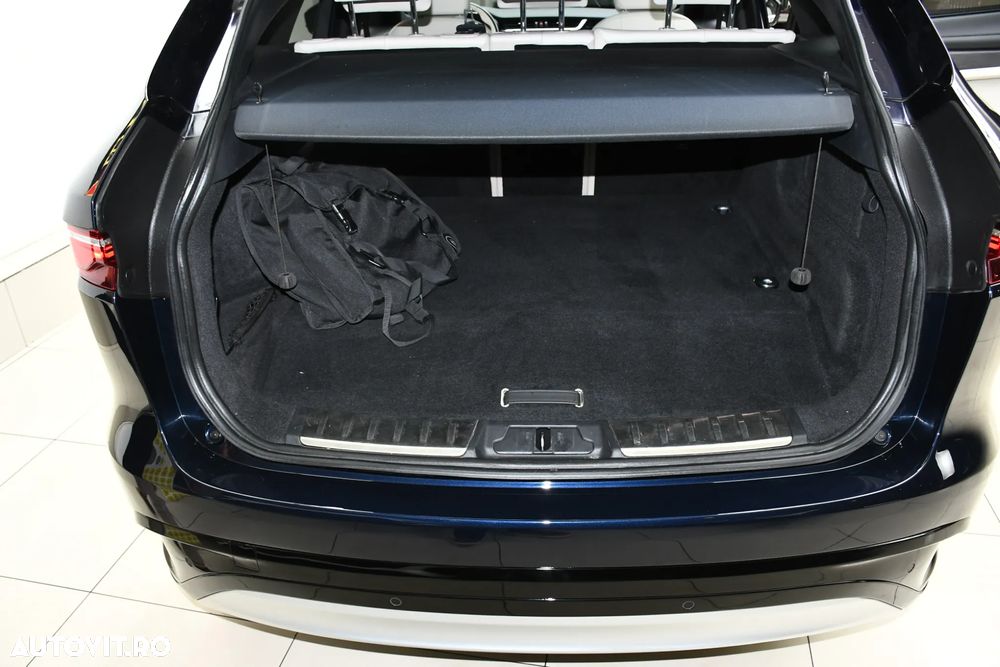 Jaguar F-Pace P400e AWD HSE - 29