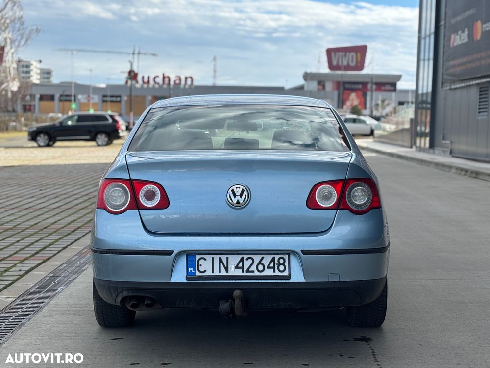 Volkswagen Passat 1.9 TDI Trendline - 6