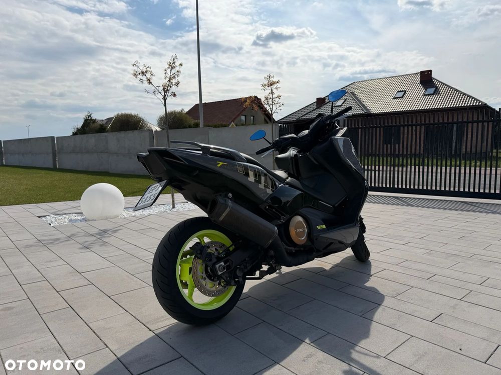Yamaha Tmax - 4