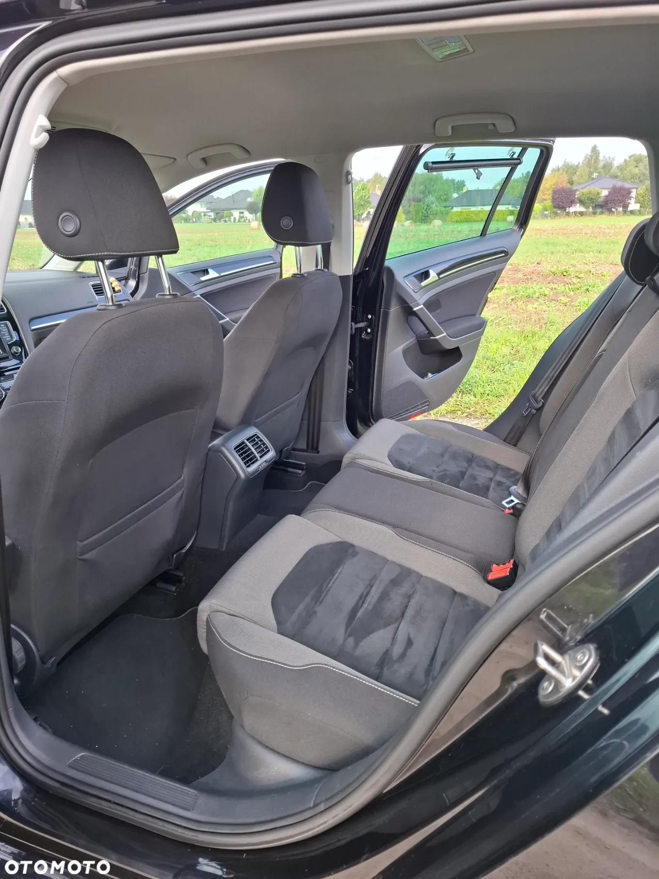 Volkswagen Golf VII 1.6 TDI BlueMotion Trendline - 8