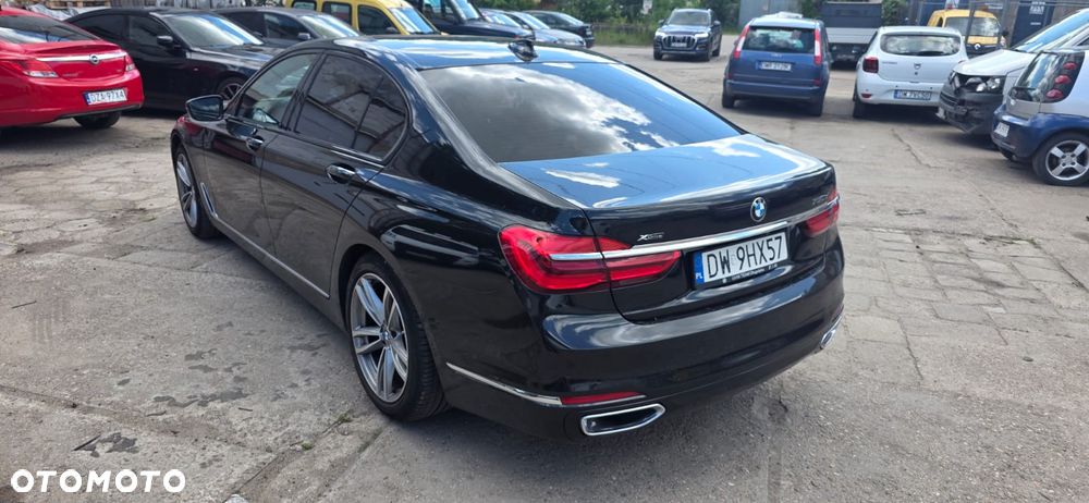 BMW Seria 7 740d xDrive - 3