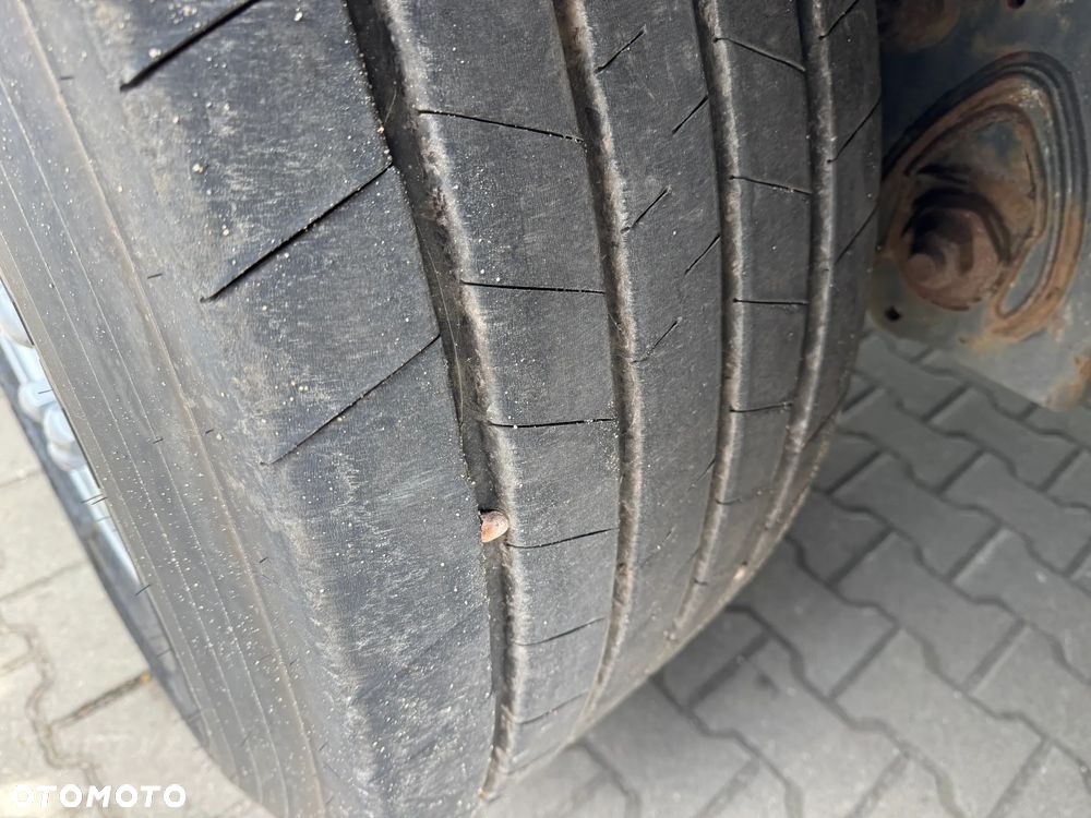 Krone Izoterma, Roleta - 17