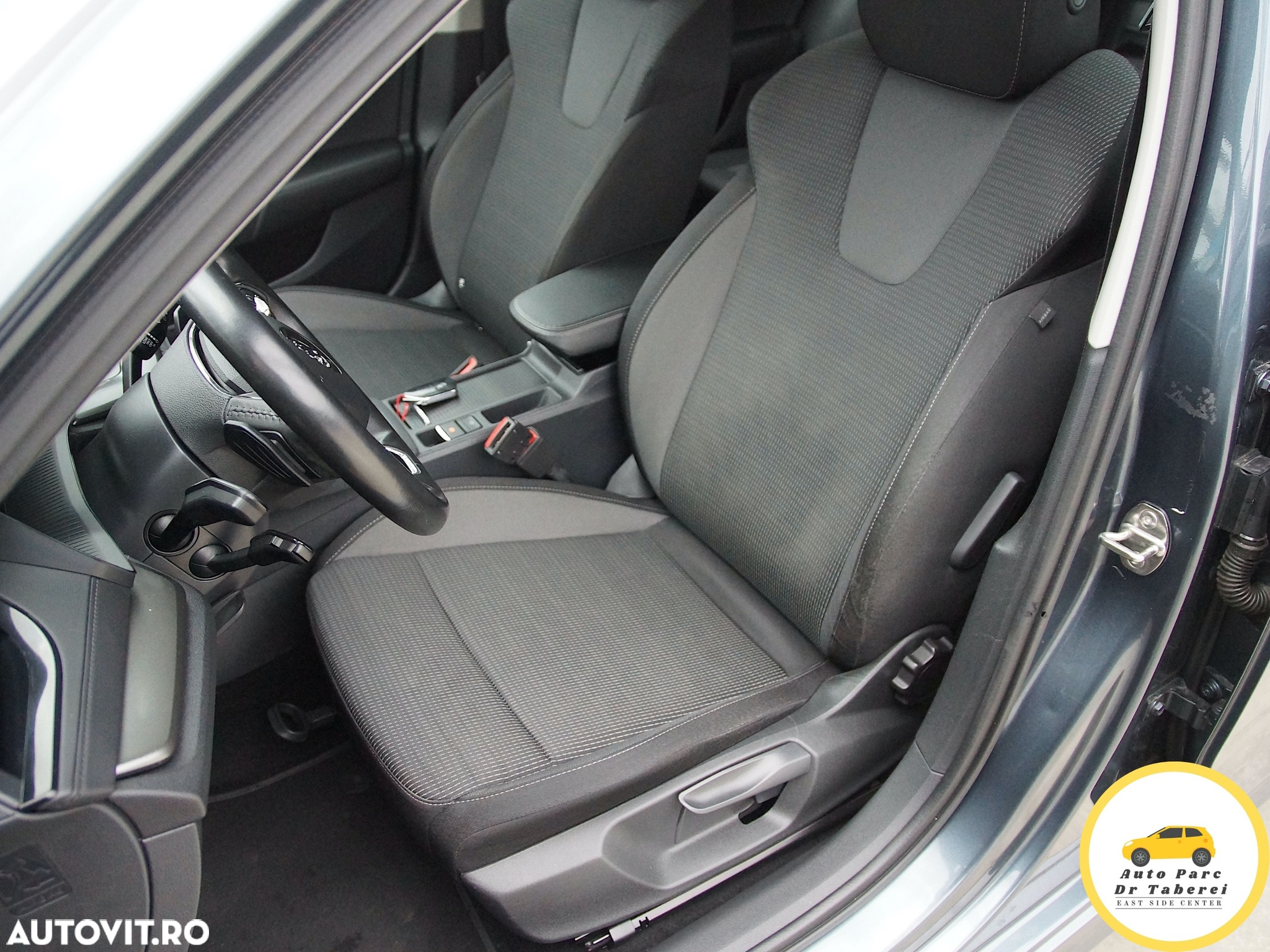 Skoda Octavia Combi Diesel 2.0 TDI DSG Style - 17