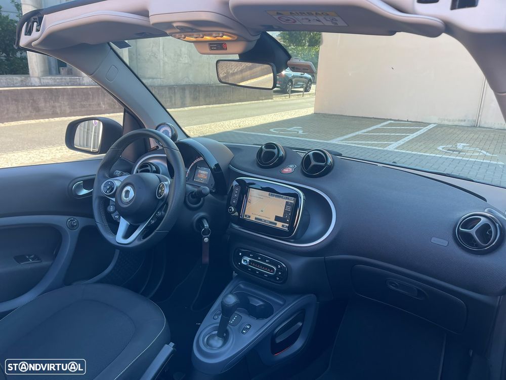 Smart Fortwo Cabrio - 17
